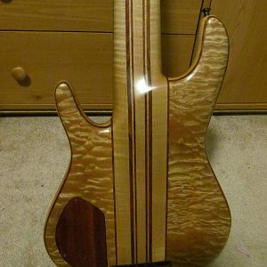 Bob Mick 6 string back side