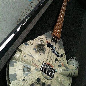 Millennium Falcon bass