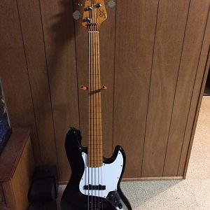 SX Ursa 2 Fretless