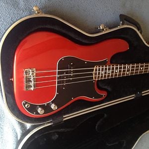 2001 American Special P Bass (Hardtail) Front