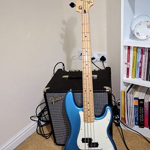 Fender MIM Precision and Fender Rumble 100 v3