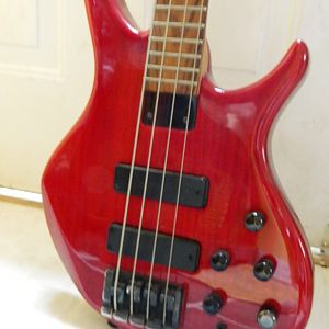 Unknown Tobias bass 5