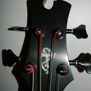 Unknown Tobias bass 4