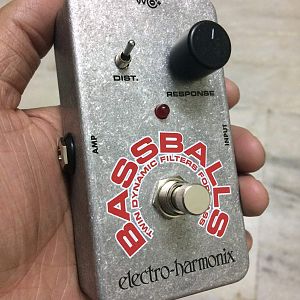 EHX Bassballs