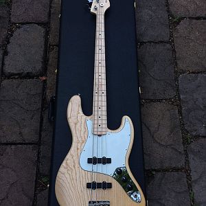 Marco Bass Guitars N1 (Natural Finish)_4