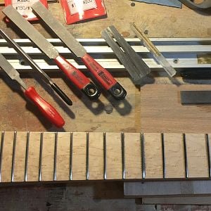 Halfway fretwork