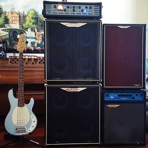 Ashdown ABM 900 bass rig