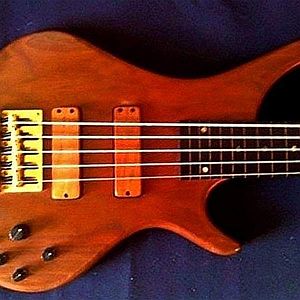 My Bossa OB-5 Fretless * Walnut Body / Maple Neck / 25-Fret Ebony Board