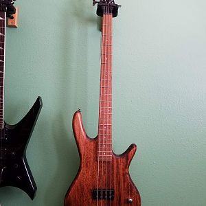 Ibanez GSR100EX