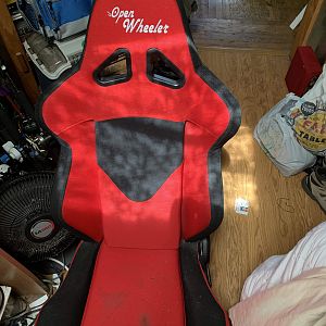 Race seat