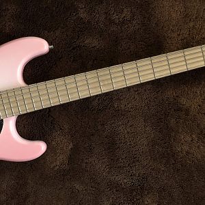 Hello kitty bass