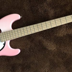 Hello Kitty Bass Final