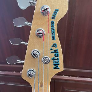 Pj mustang headstock