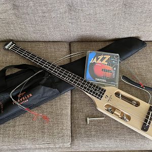 Traveler Bass Guitar Ultra-Light