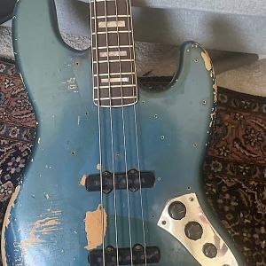 1971 Jazz Bass no white undercoat 7