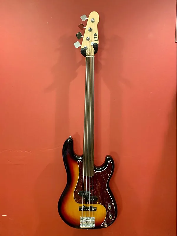 Esp-ltd-pj-03