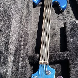 Tony Franklin Fretless Precision bass