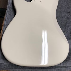 Arctic White Precision body