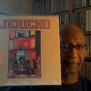 Vinyl Review by Dereckvon/Thursday June 22, 2023