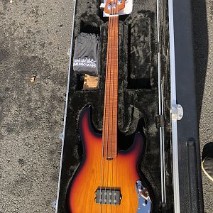 BFR Fretless 2019