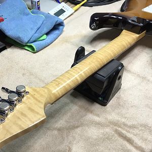 004 - Sunburst Stratocaster build