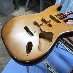 004 - Sunburst Stratocaster build