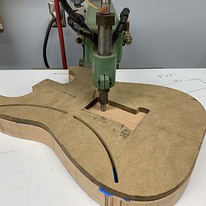 004 - Sunburst Stratocaster build