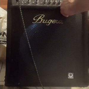 Bugera BXD15  1000w bass combo review and demo