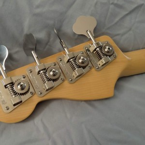 HB2 tuning machines