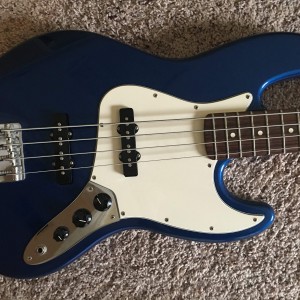 2003 MiM Fender Jazz Bass before upgrades